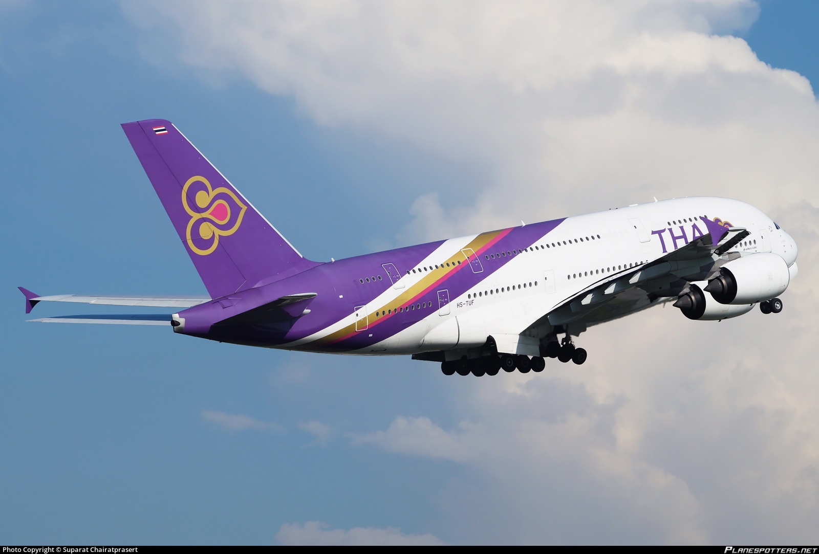 COMO É VOAR COM A THAI AIRWAYS