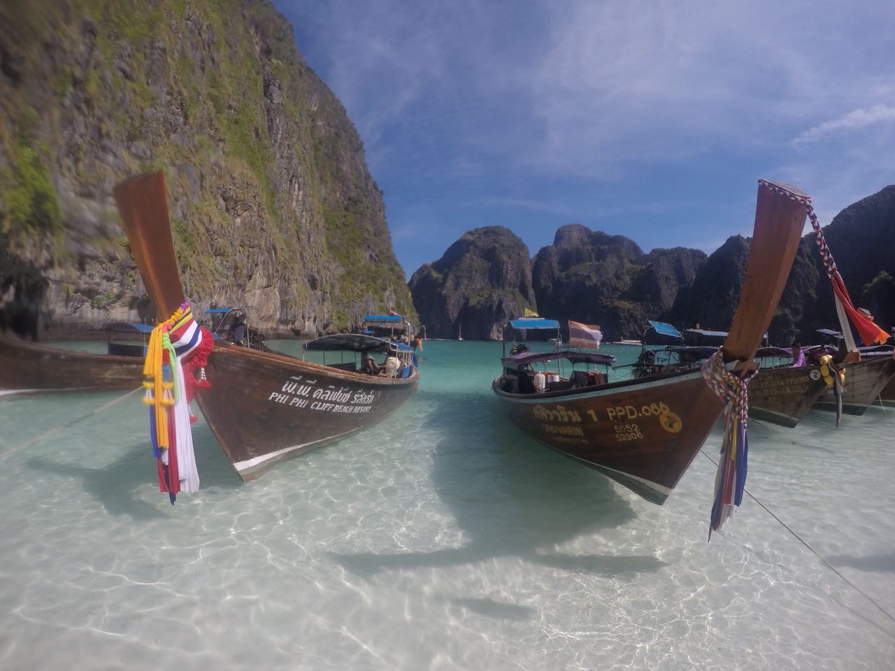 Koh Phi Phi, seu paraíso na Tailândia